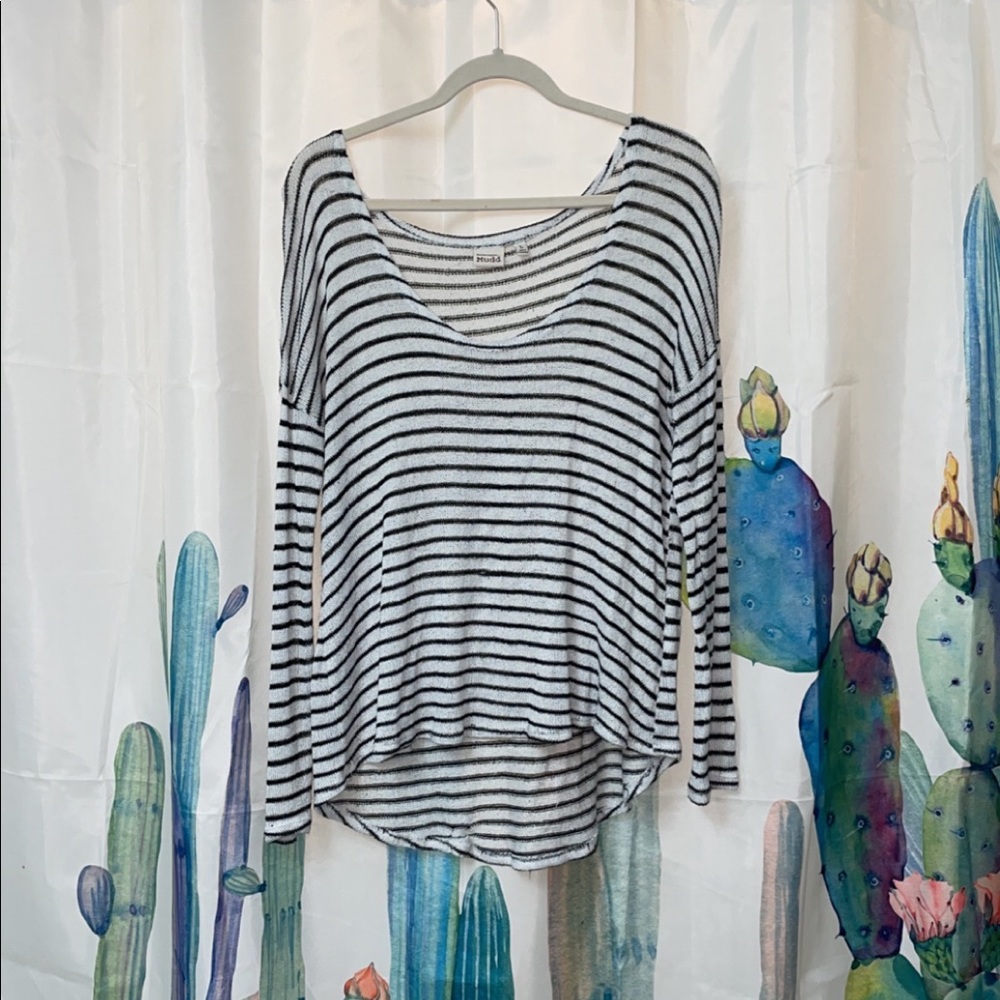 Mudd light weight stripped sweater